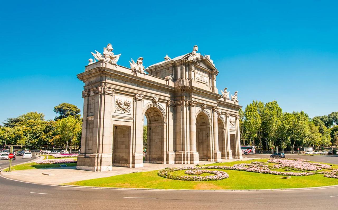 Adosado Cerca Plaza Castilla - Apartamento Cuzco Μαδρίτη Εξωτερικό φωτογραφία